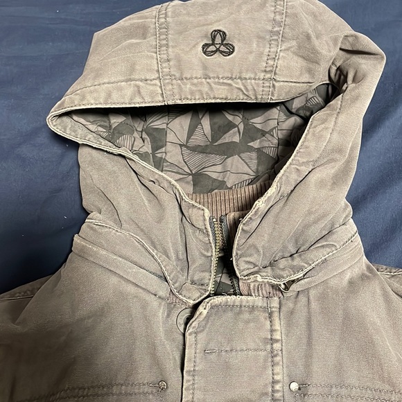 Grey TNA jacket size medium - Picture 2 of 4